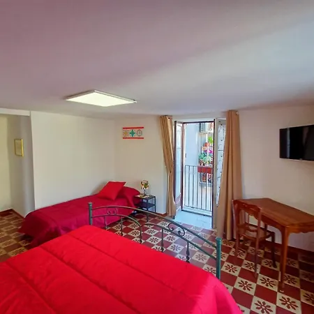 Cuntintizza Family House Apartment *