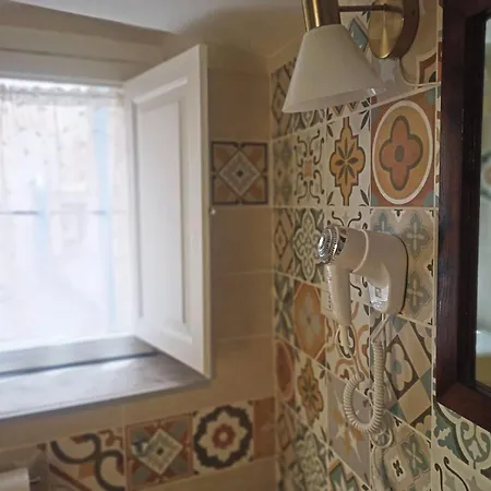 Apartman Cuntintizza Family House *