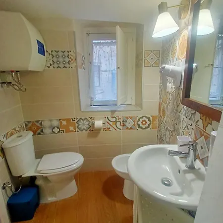 Cuntintizza Family House *