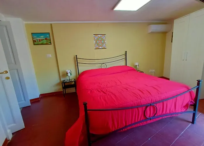 Διαμέρισμα Cuntintizza Family House *