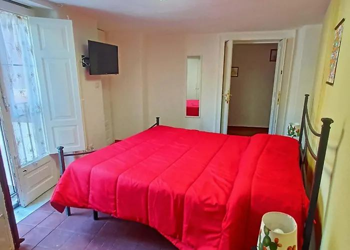 Cuntintizza Family House